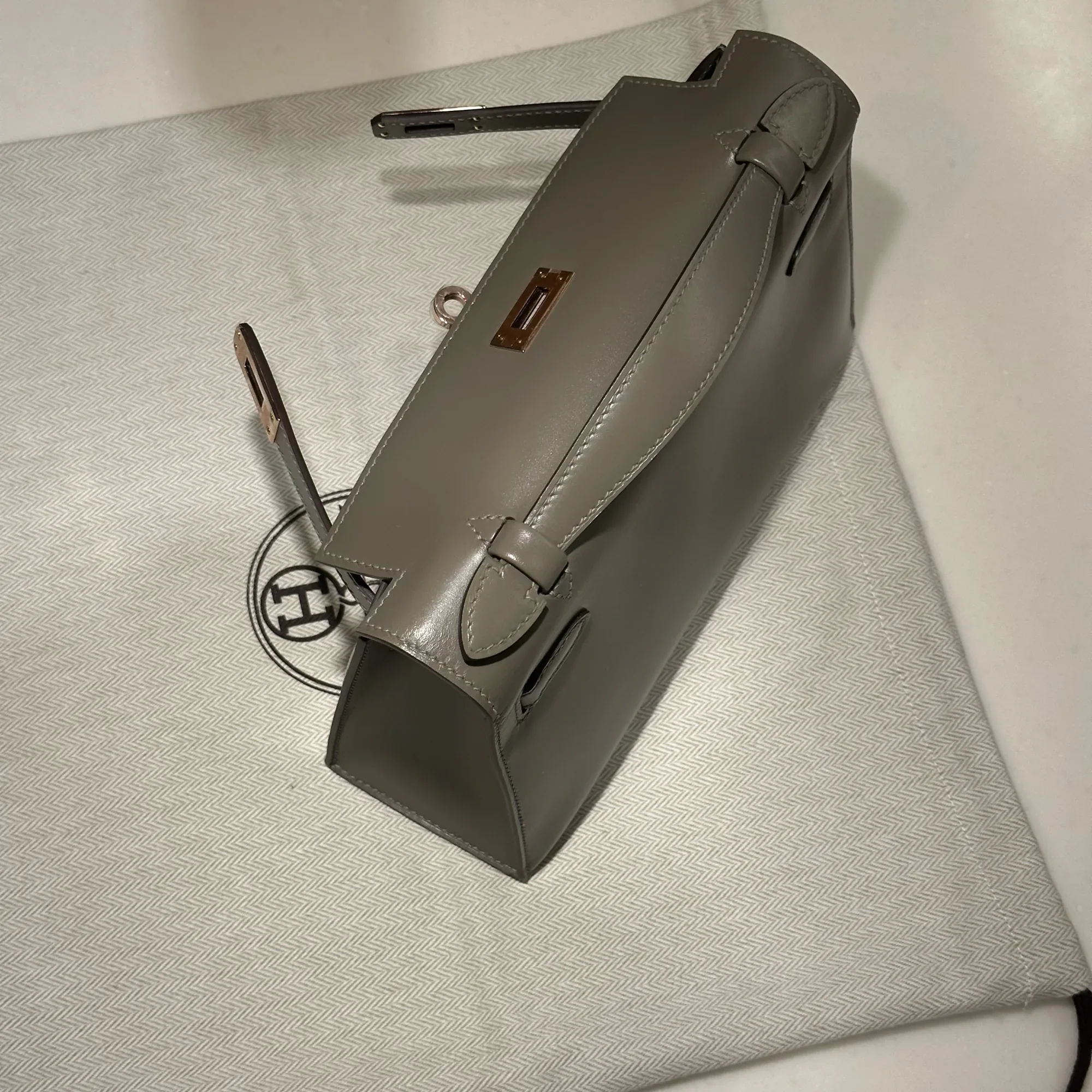 Hermes Kelly Pochette 22 Box Leather Gold миниатюра 7