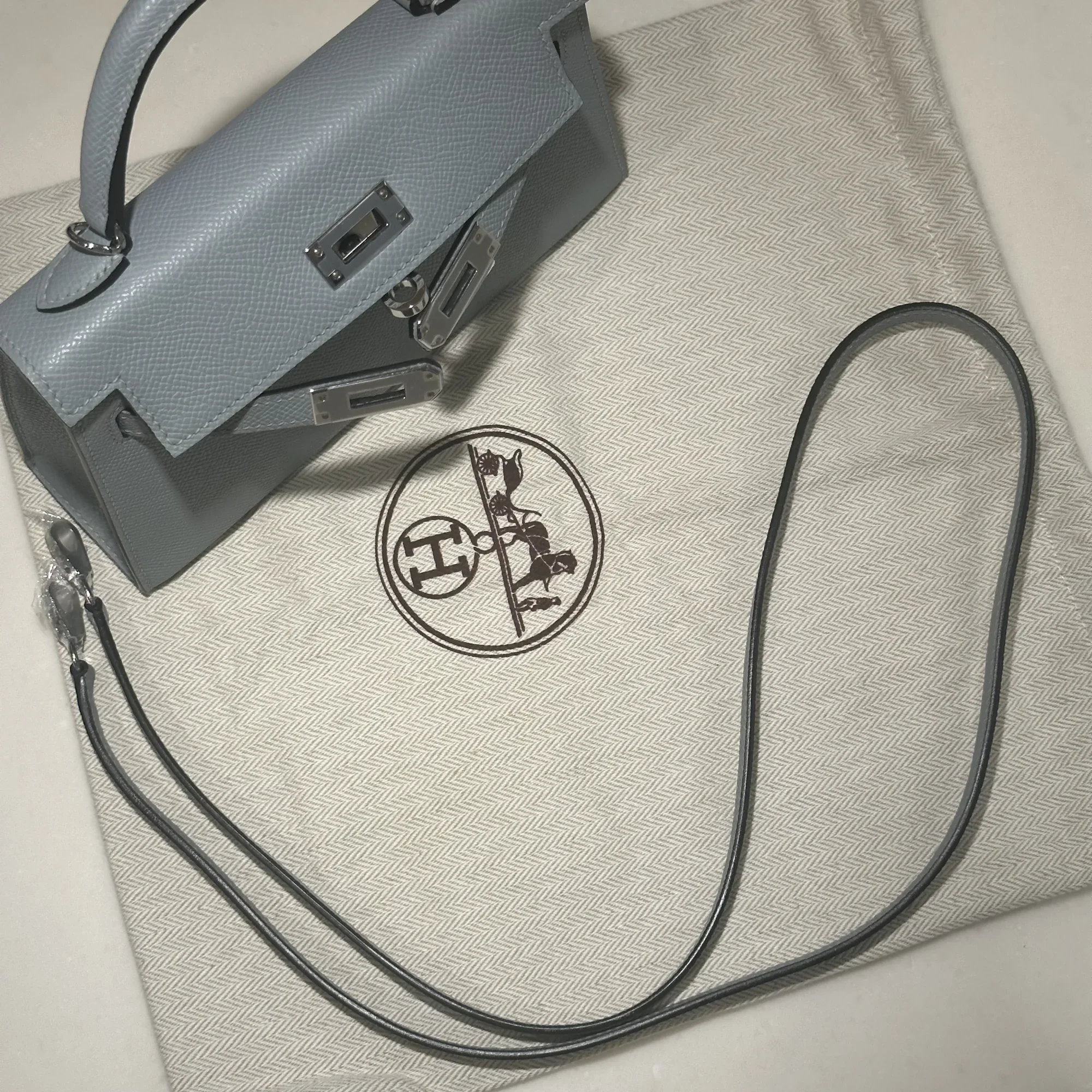 Hermes Mini Kelly 19 cm Epsom Leather Gris Misty Silver миниатюра 4