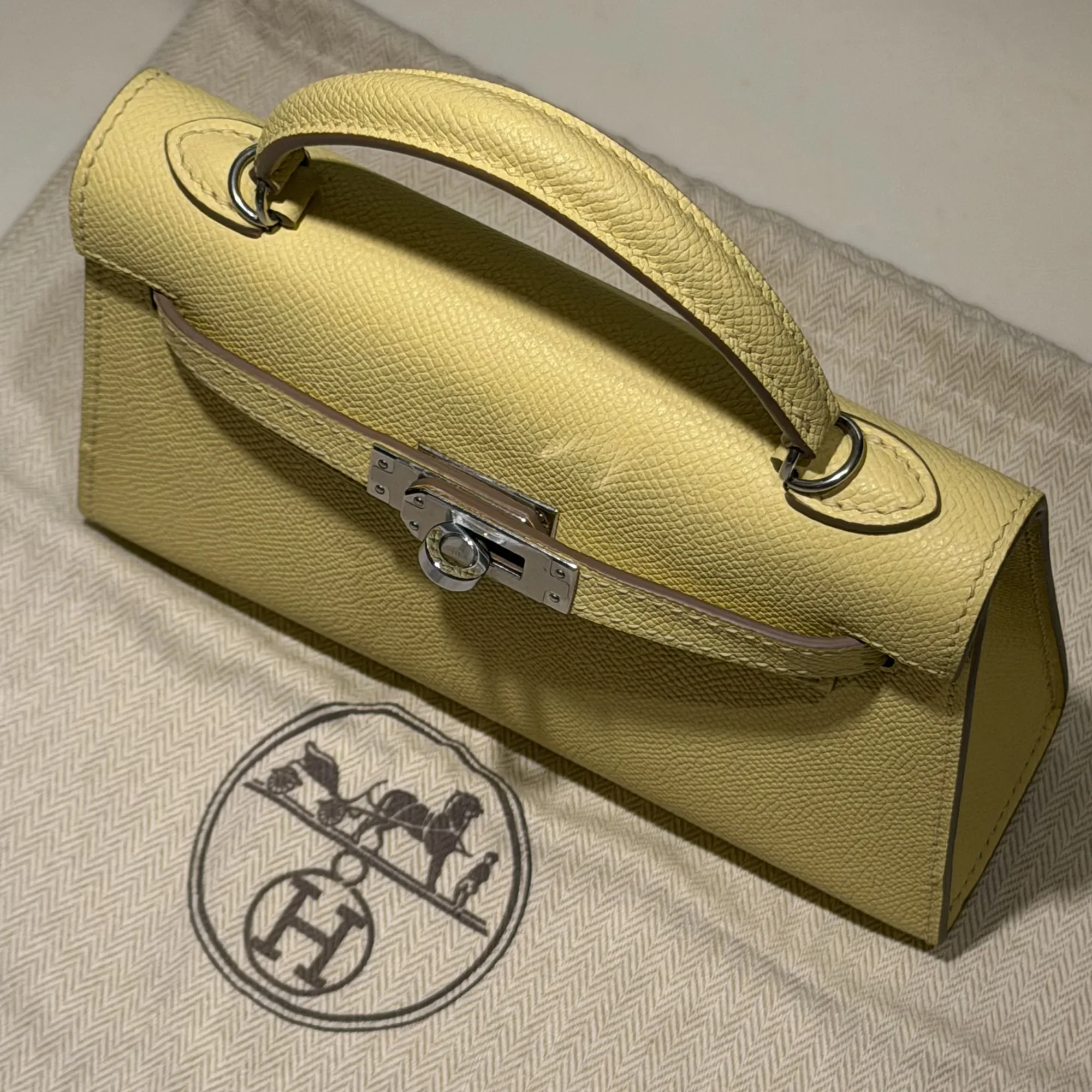 Hermes Mini Kelly 19 Epsom Leather PHW